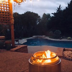 Meet your Posher, Mia